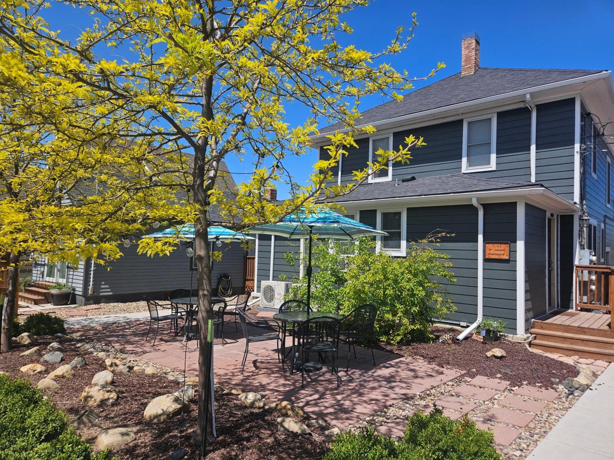 Downtown 1 Bedroom Charmer - Walk, Bike, Enjoy!! Rapid City Exterior photo